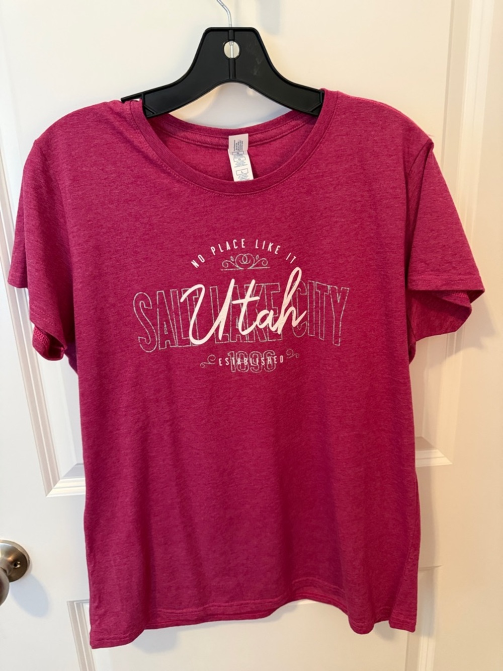 Salt Lake City Pink Heather 'Utah' (in glitter) Short Sleeve Tee